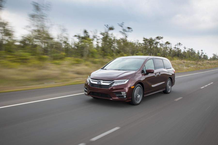  Honda Odyssey 2017 года  (фото 80 из 160)